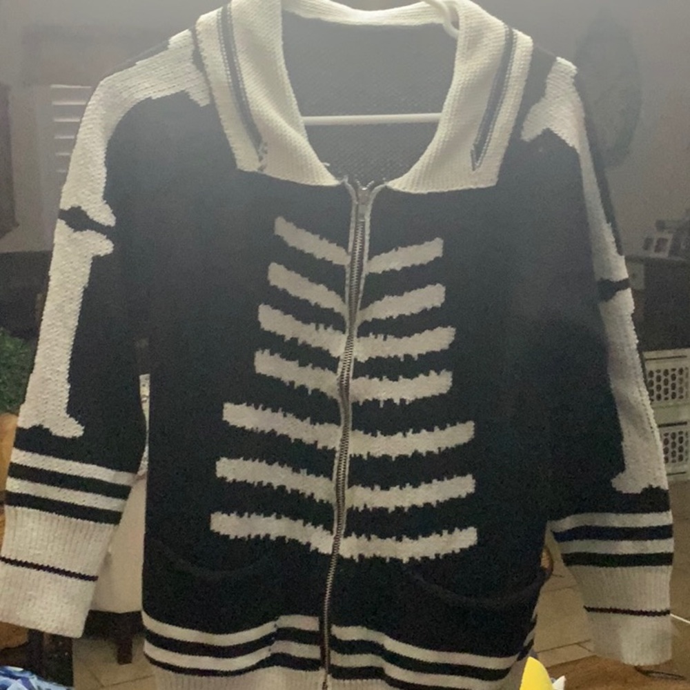 Warm jacket/sweater